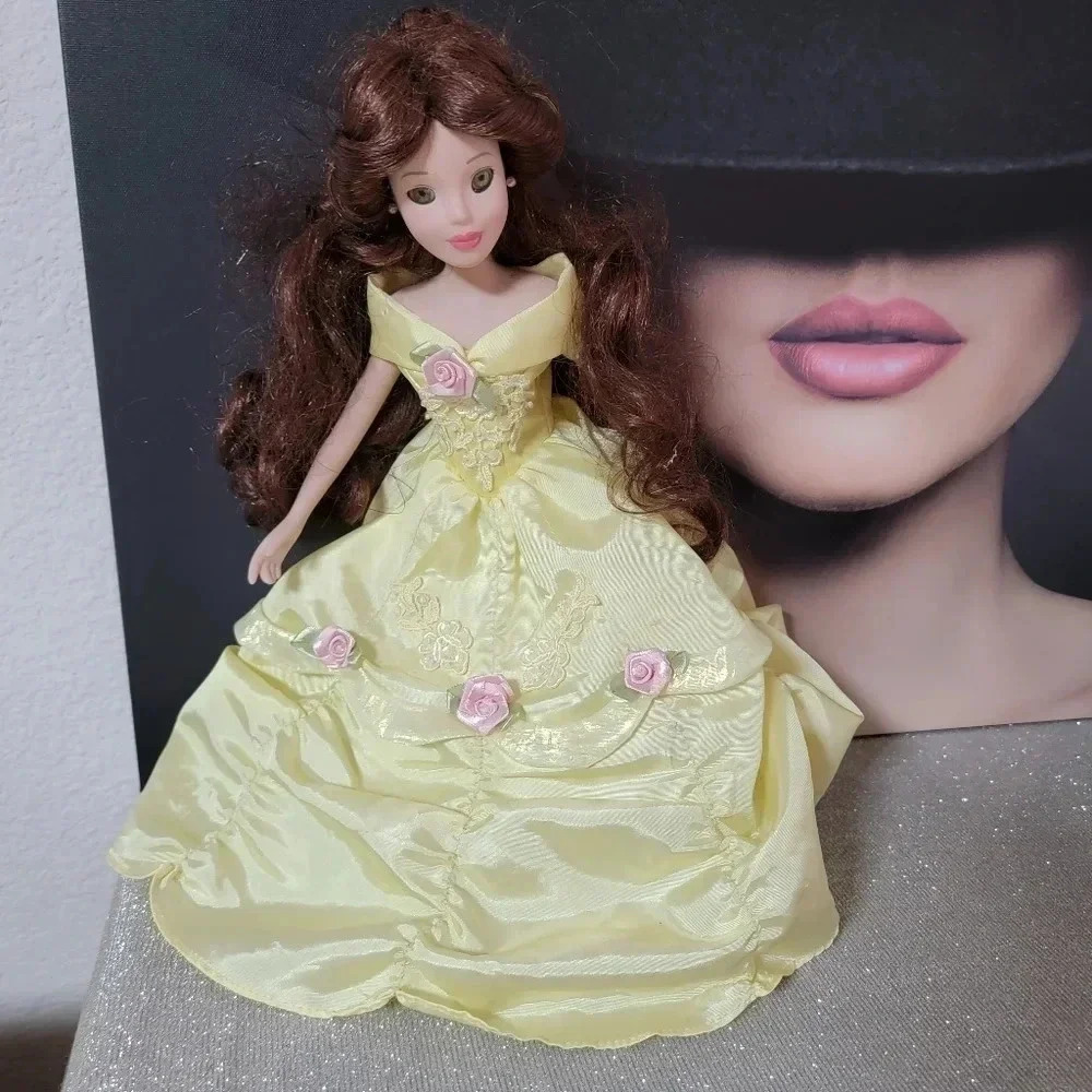 Disney Princess Belle Porcelain Doll